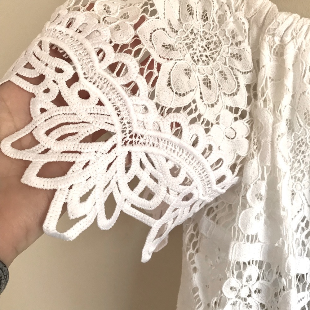 Free People Sweet Dreams Off The Shoulder Lace CropTop - Picture 5 of 12